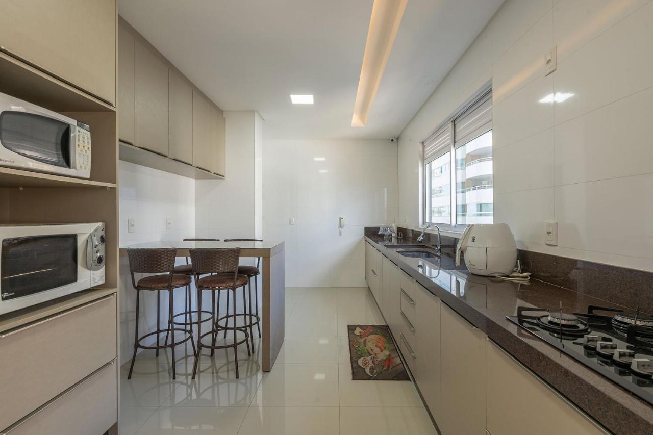 Apto A 260M Da Meia Praia Em Condominio De Luxo Sc 이타페마 외부 사진
