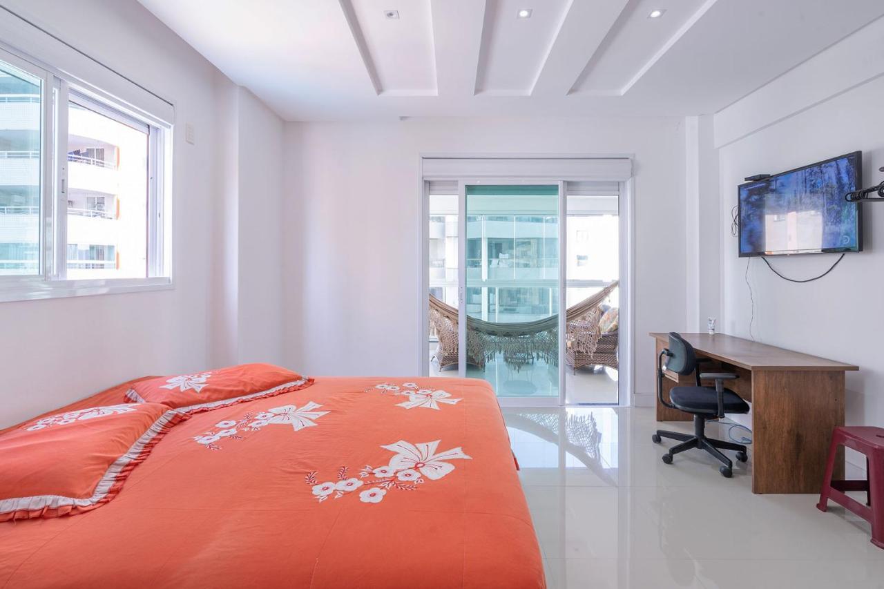 Apto A 260M Da Meia Praia Em Condominio De Luxo Sc 이타페마 외부 사진